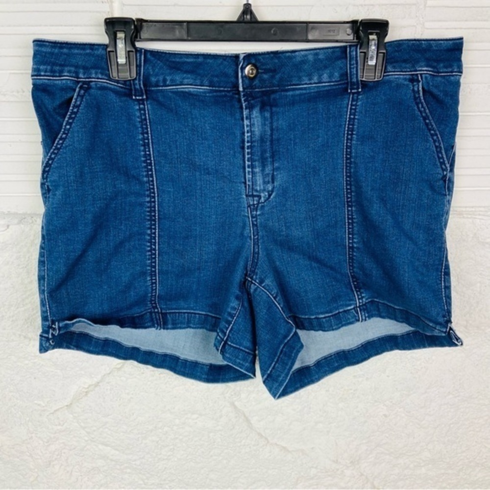 FALLS CREEK Denim Blue cotton stretch Women's Shorts size 18